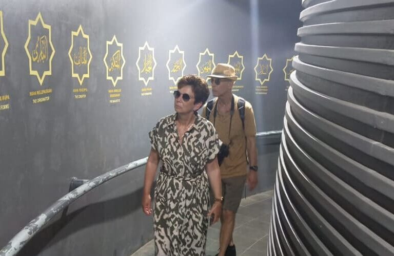 Adventure Sumatra in Museum Tsunami Aceh